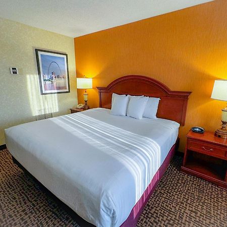 Wingate By Wyndham St Louis-Fenton Route 66 Hotel Bagian luar foto