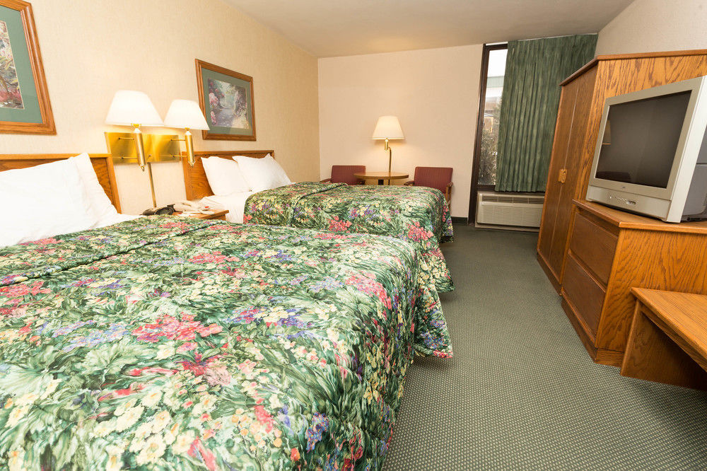 Wingate By Wyndham St Louis-Fenton Route 66 Hotel Bagian luar foto