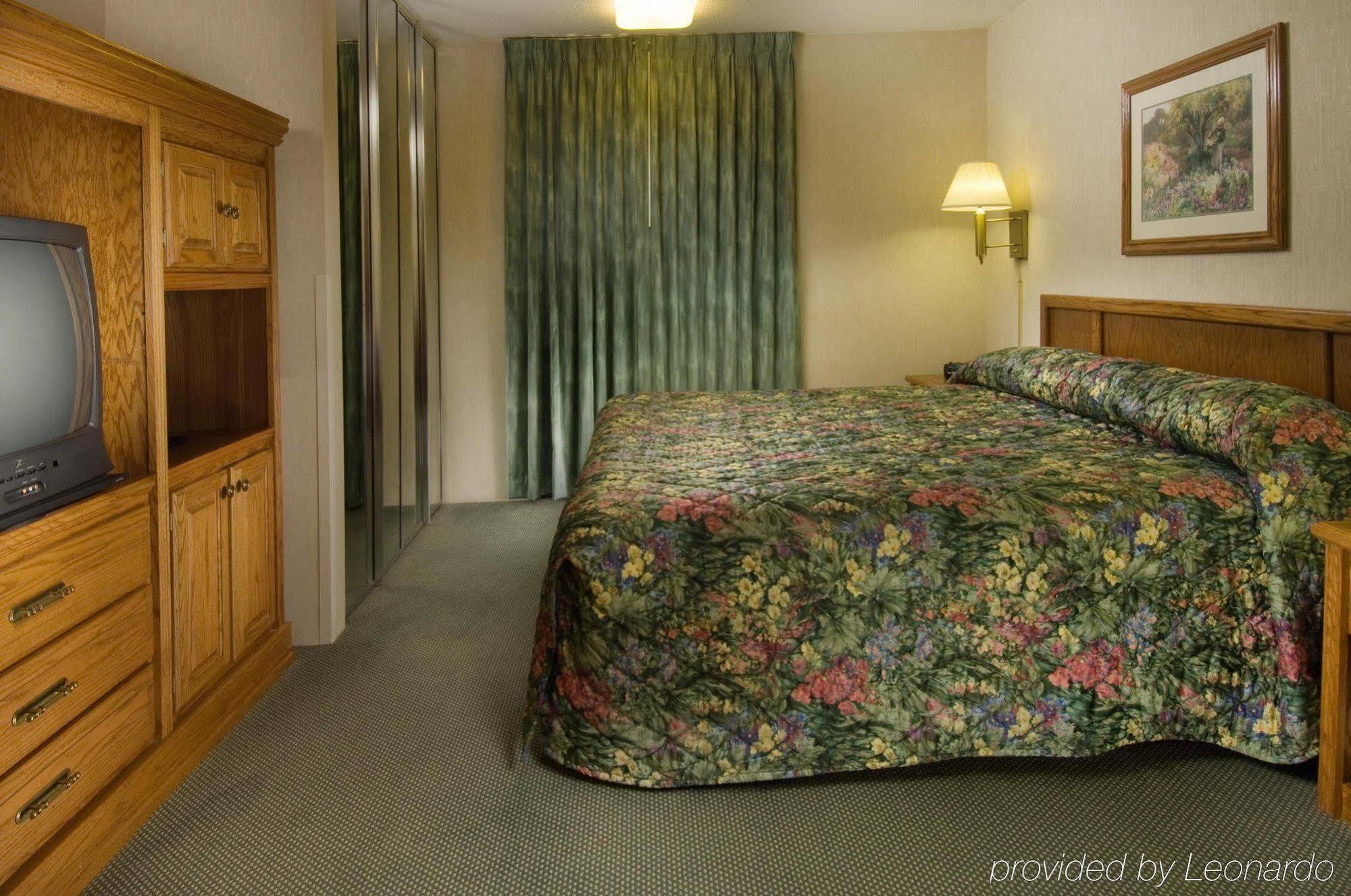 Wingate By Wyndham St Louis-Fenton Route 66 Hotel Bagian luar foto